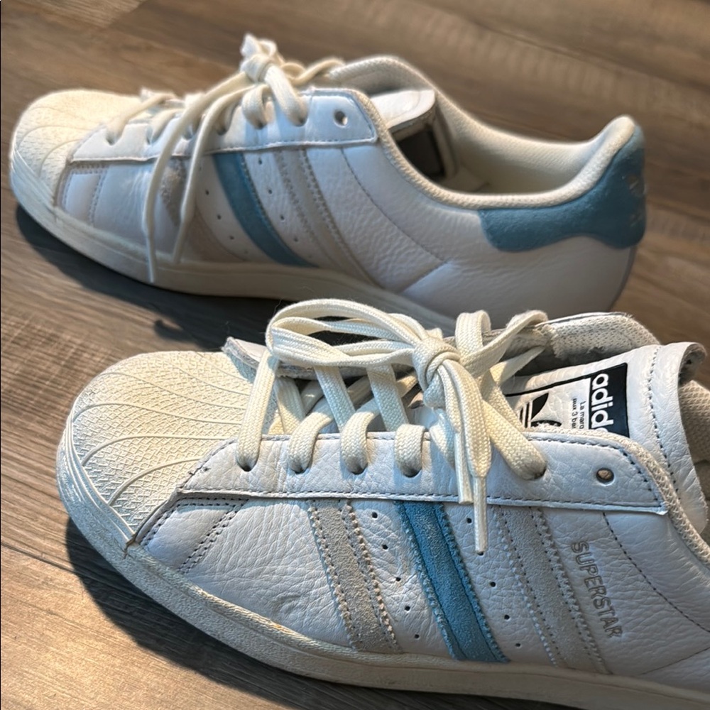 Adidas Classic White and Light Blue Sneakers - Picture 4 of 4